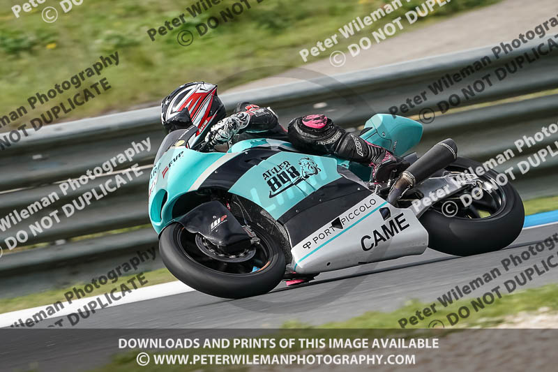 estoril;event digital images;motorbikes;no limits;peter wileman photography;portugal;trackday;trackday digital images